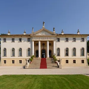 Relais Cornér Della Regina Vedelago (Treviso)
